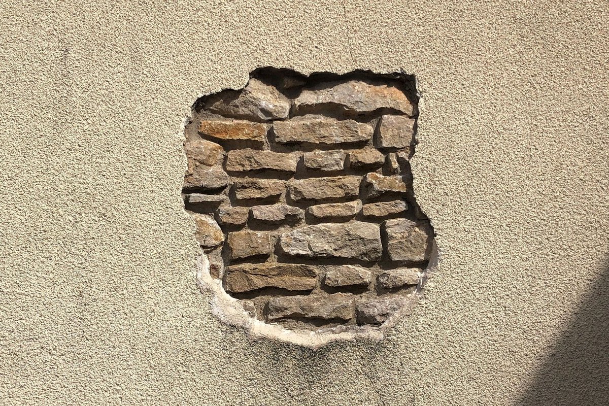 reboucher un trou dans le mur